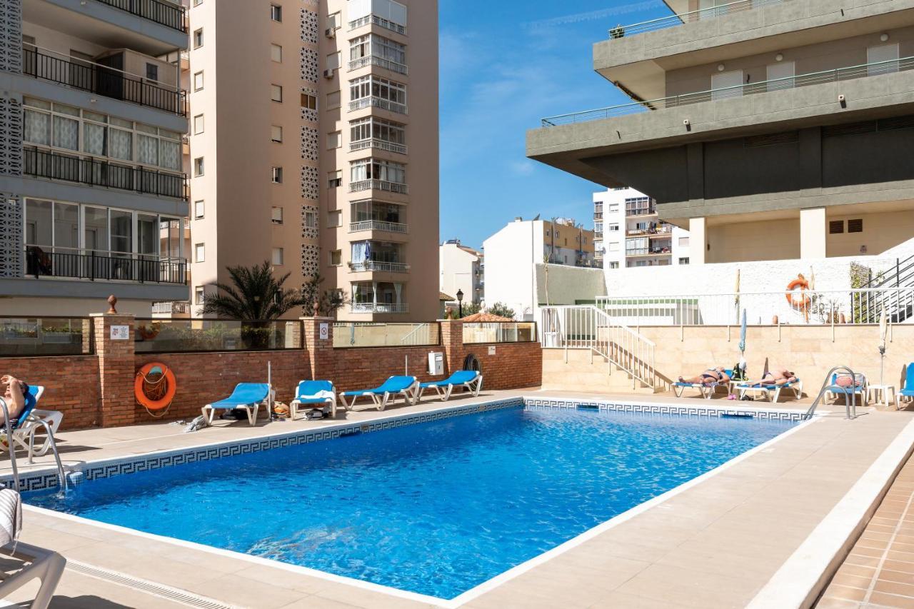Beach Front Holiday Studio Фуэнхирола Экстерьер фото