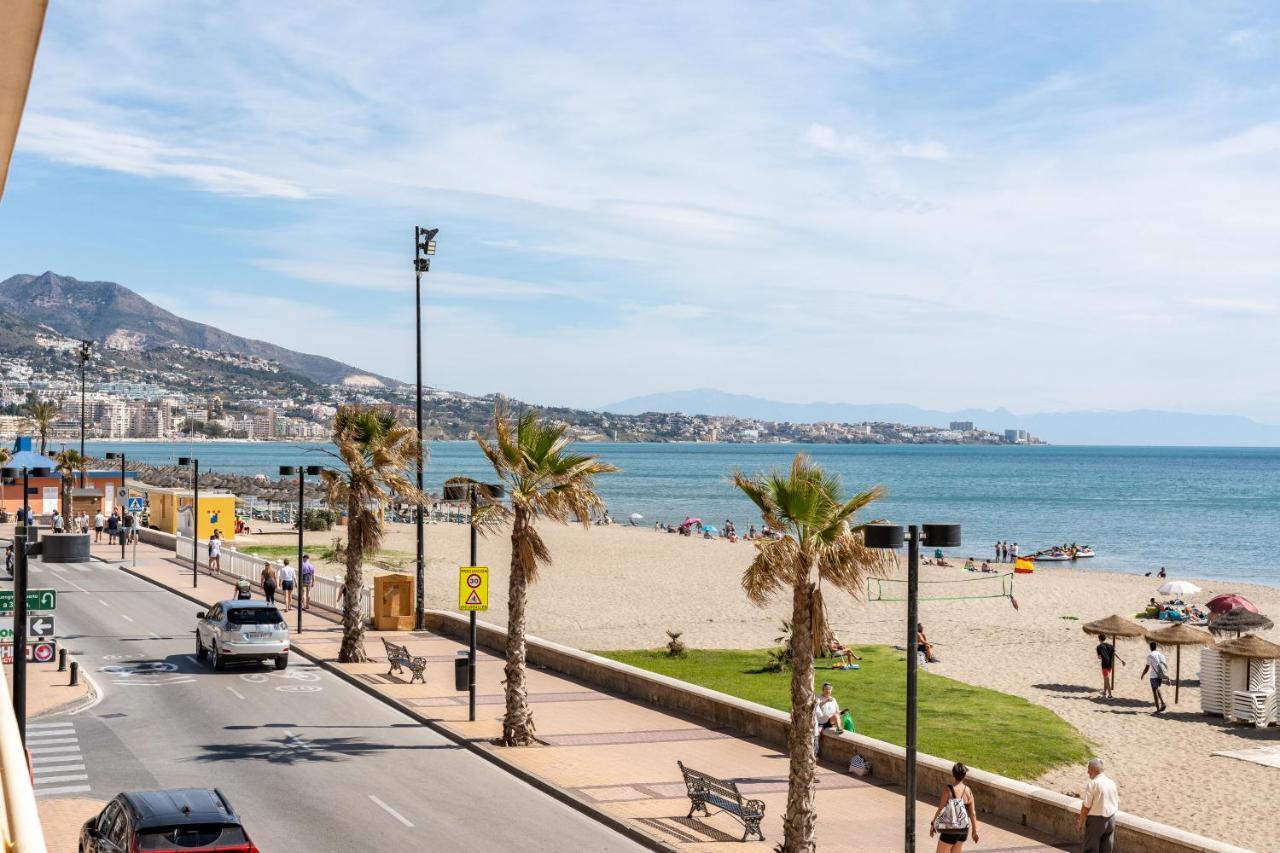 Beach Front Holiday Studio Фуэнхирола Экстерьер фото